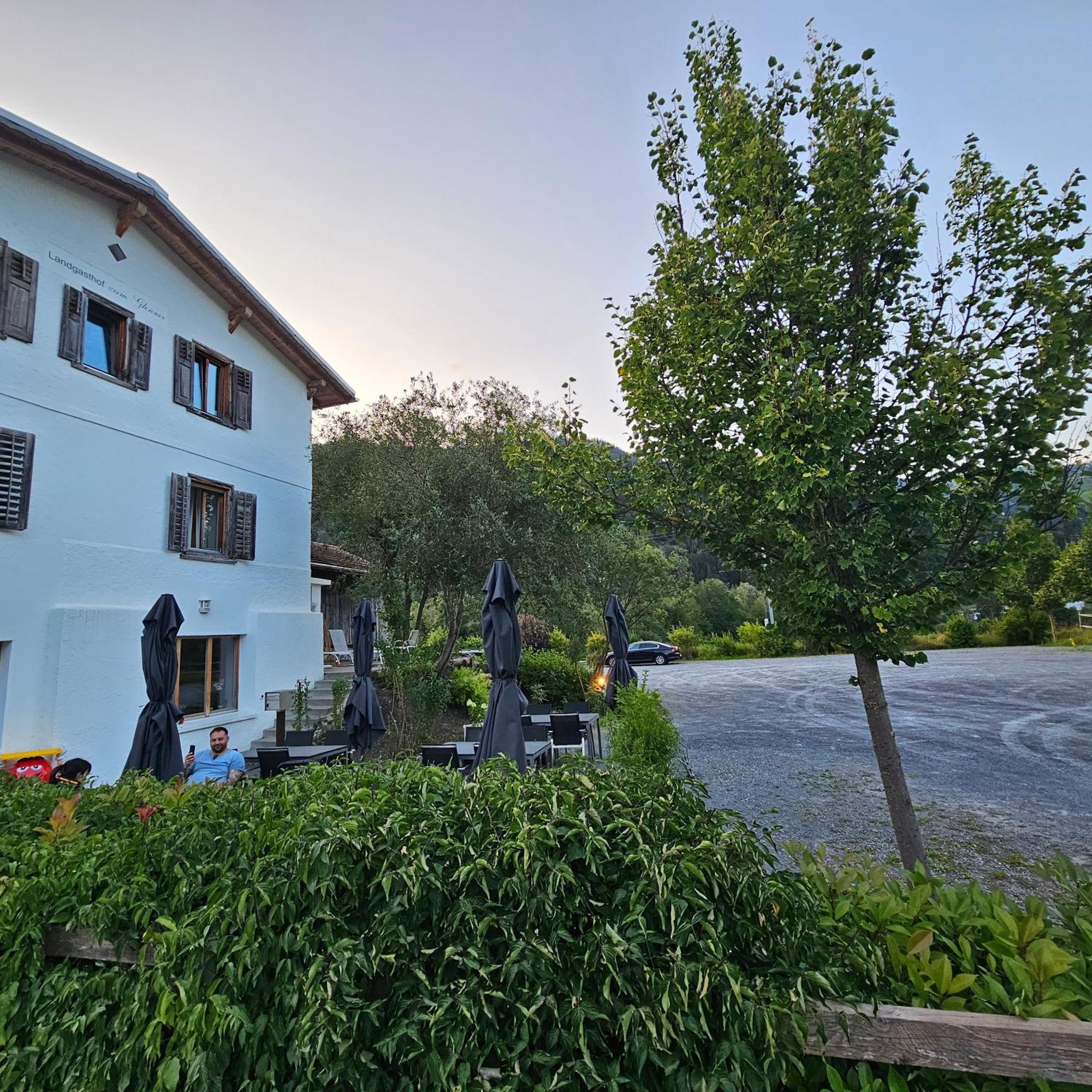 Landgasthof Zum Glenner Ilanz/Glion Екстер'єр фото